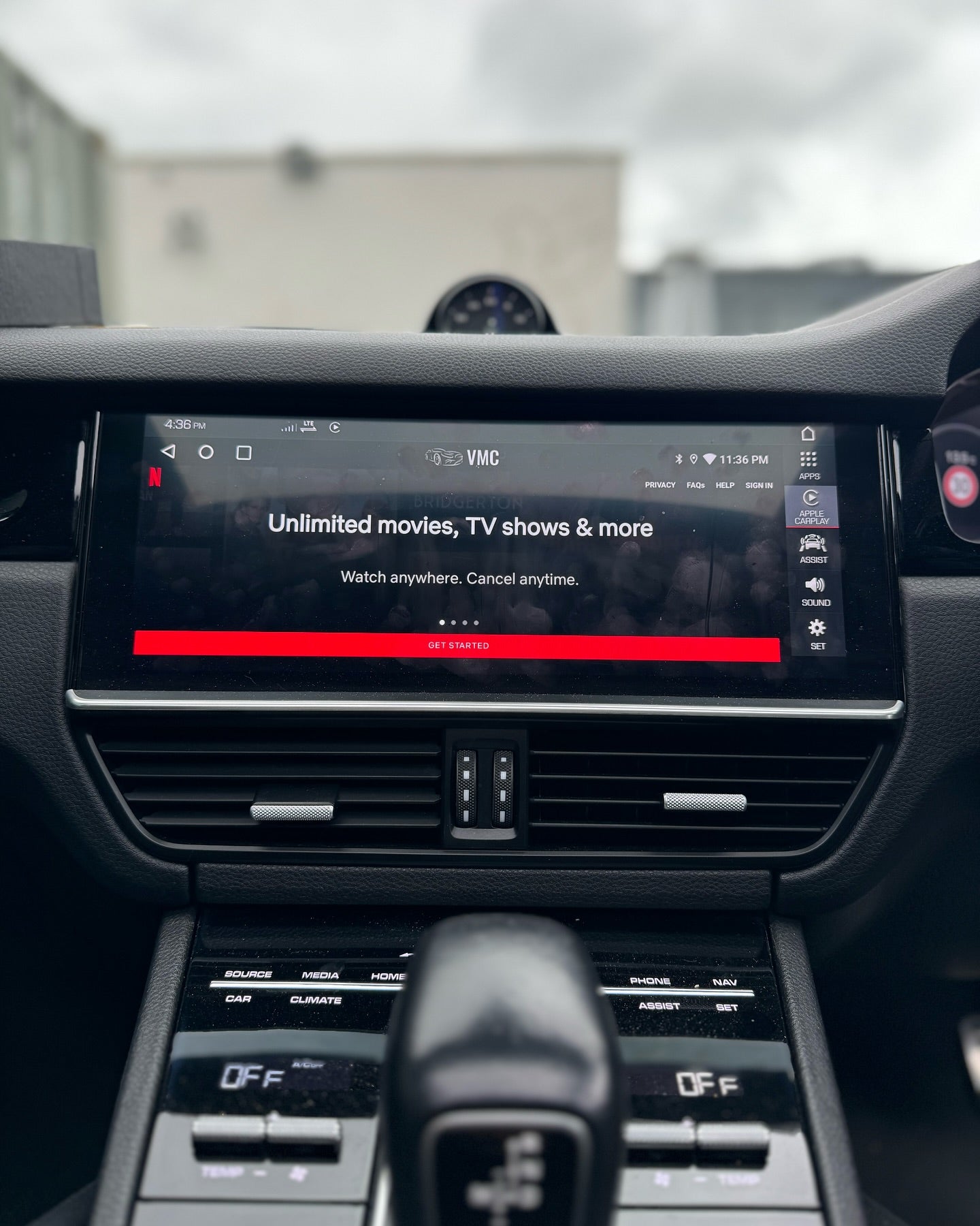 AI Media Box for Porsche