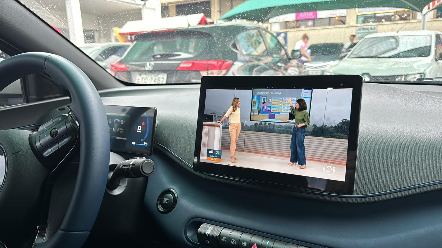 AI Media Box for BYD