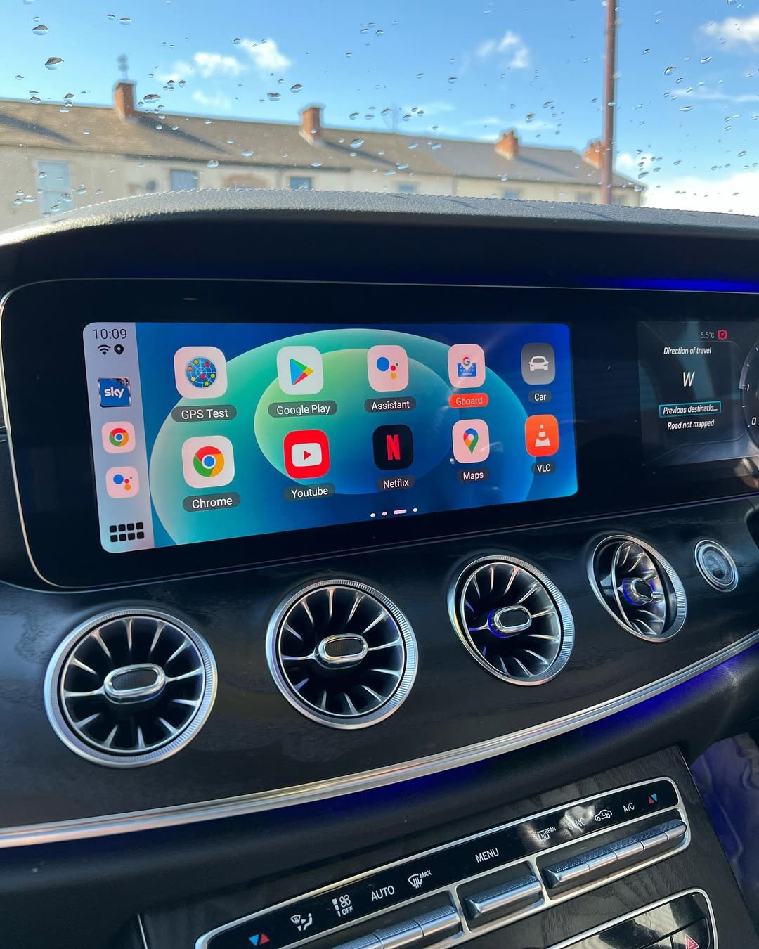 AI Media Box for Mercedes