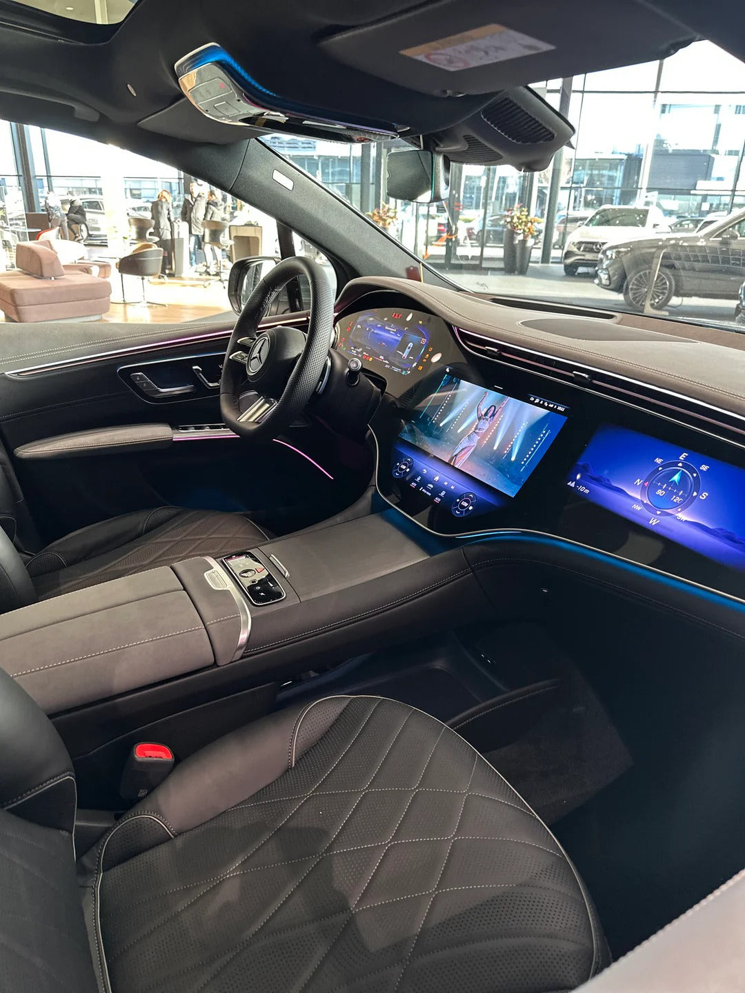 AI Media Box for Mercedes