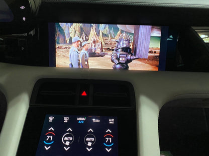 AI Media Box for Porsche
